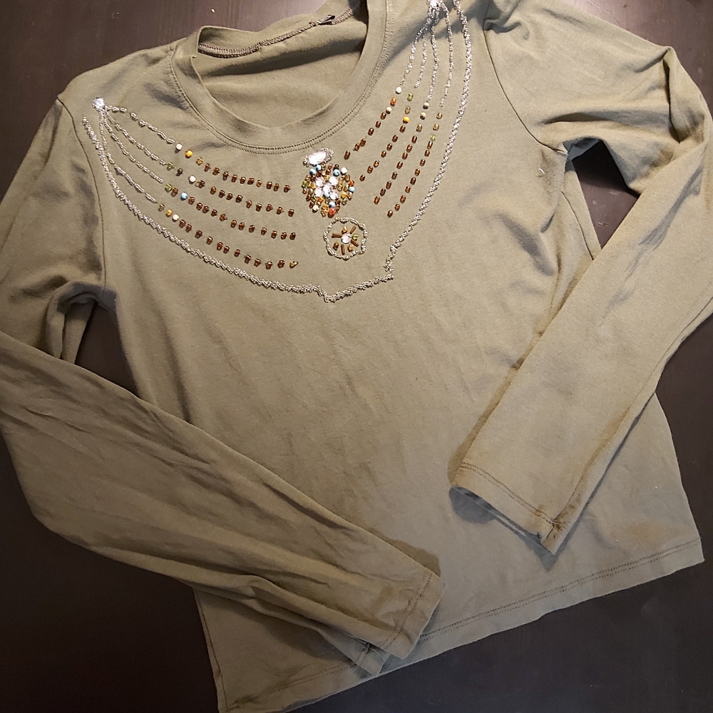 Glass-bead long sleeves